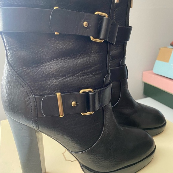 Beautiful Coach boots - Picture 4 of 9